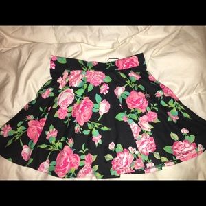 Size XS Floral Skater Skirt